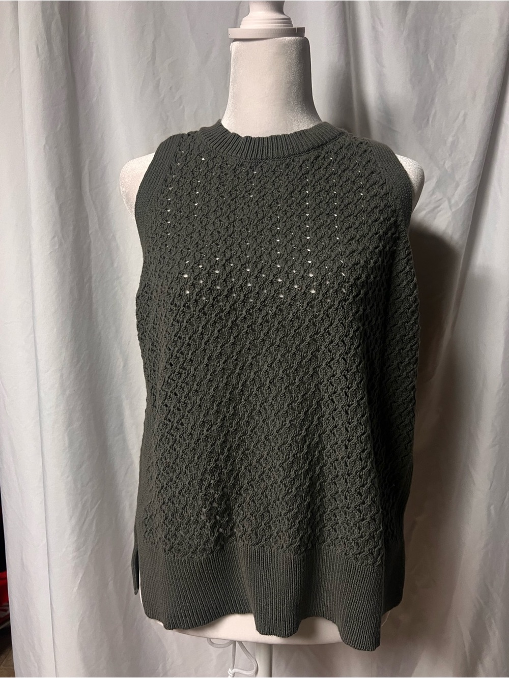 a new day gray Knit Sleeveless Crewneck Sweater